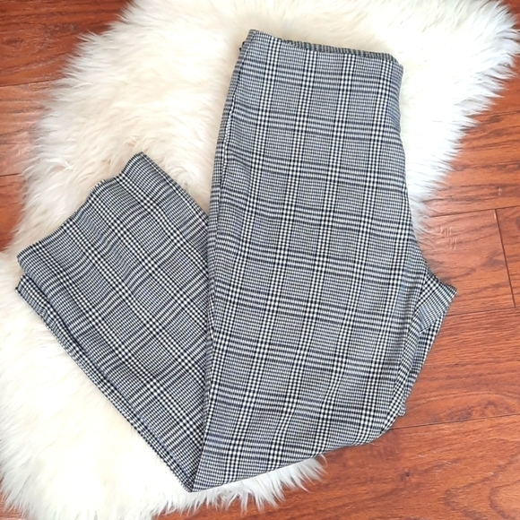 Worthington Pants - Black & White Worthington Plaid Modern Fit Pants